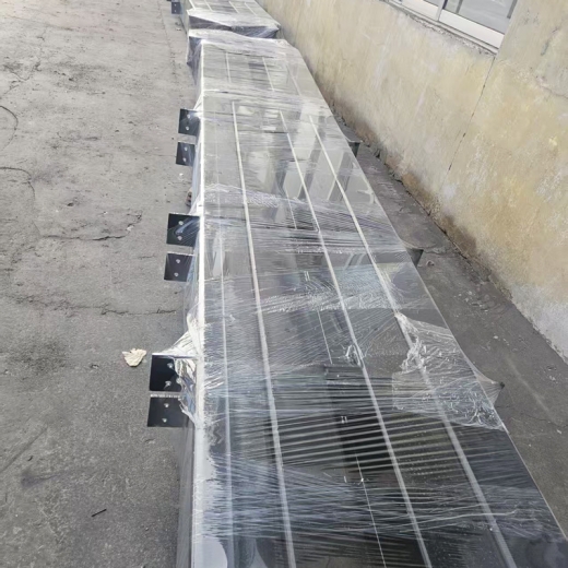 聚脲材料梯子间